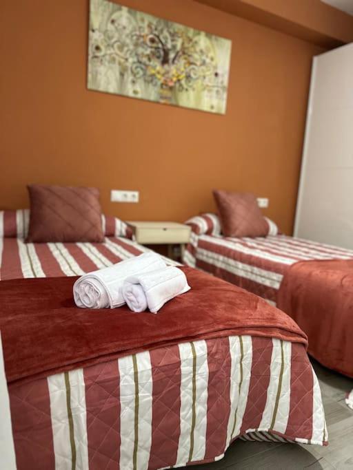 Apartamento Turistico O.N Renfe Cordova Esterno foto